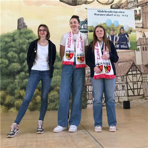 Nachwuchs-Moderatoren-Trifolium Lena Ruberg, Leonie Müller, Celina Berke.