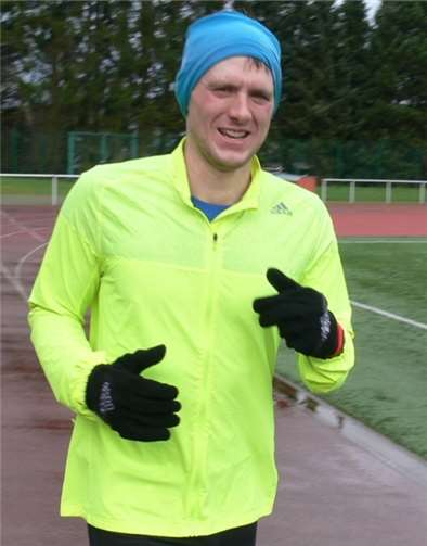 Nachwuchsläufer Matthias Klappert war in Hachenburg erfolgreich über die Halbmarathondistanz.Privat