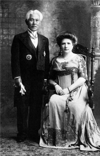 Nagayoshi und Therese Schumacher-Nagai um 1910.