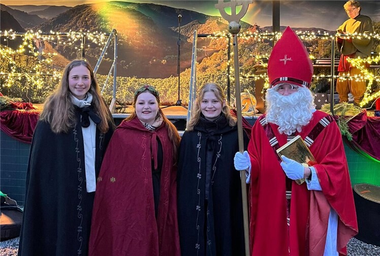 Natürlich darf ein Besuch des Nikolaus nicht fehlen.  Foto: Julius Knieps