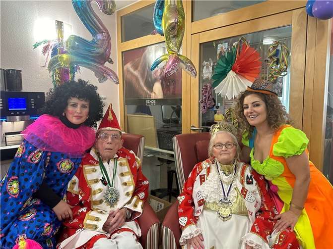 Natürlich durfte auch das Bewohnerprinzenpaar nicht fehlen.  Fotos: privat