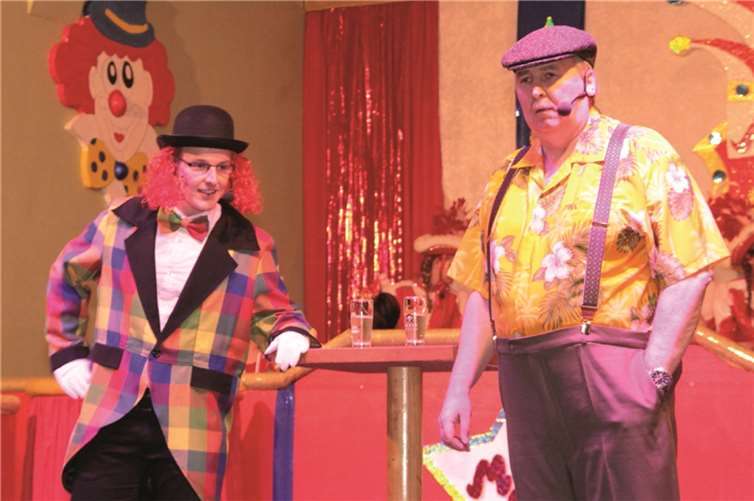 Natürlich haben auch die Männer auf der Möhnensitzung etwas zu sagen.