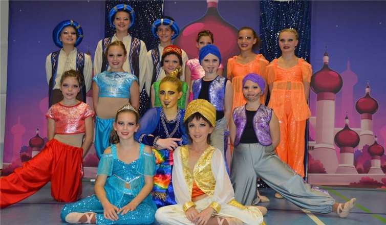 Natürlich nimmt auch der TC Blau-Weiß St. Katharinen mit seinen Gruppen Blue Diamonds (Schüler), der Jugendgruppe Blue Flames und der Hauptklasse Blue Magic an dem Wettbewerb teil.privat