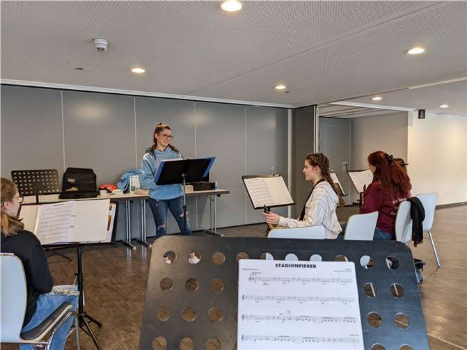 Musikalische Winterspiele für die Jugend Natürlich standen auch Proben auf dem Programm.