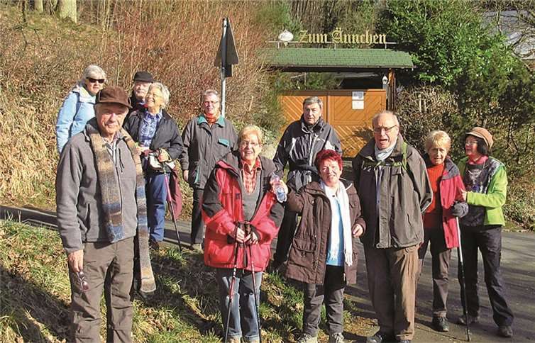 Natürlich wurde wieder ein Erinnerungsfoto bei einer Rast gemacht.