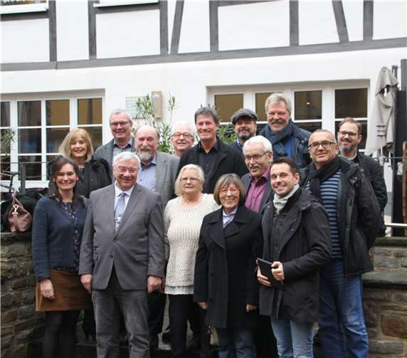 Neben Detlev Pilger, Mitglied des Bundestags, wurde der Koblenzer Oberbürgermeister Prof. Dr. Joachim Hofmann-Göttig von seinem Nachfolger im Amt, David Langner, interviewt.privat