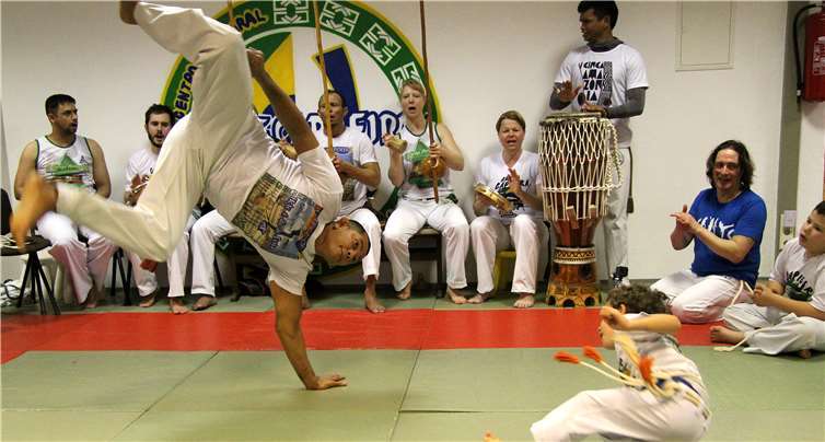 Neben Prüfunge für die nächsthöhere Kordel standen auch Vorführungen auf dem Programm.  privat