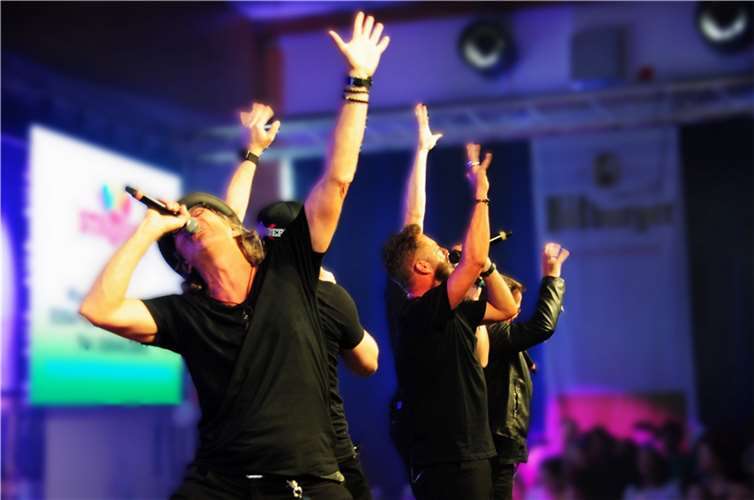 Neben anderen Highlights sorgtendie Räuber für ausgelassene Karnevalsstimmung.