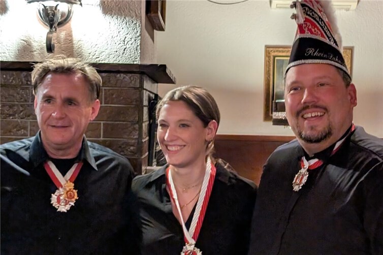 Neben angeregten Gesprächen stand vor allem die Verleihung der Aktiven-Orden und Sessionsorden im Mittelpunkt. Foto: Rhein-Lahn-Jecken / Valerie Huß