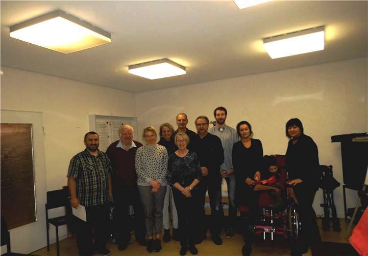 Neben dem Erlernen von Pflegefertigkeiten ist besonders der Austausch zwischen den pflegenden Angehörigen sehr wichtig.privat