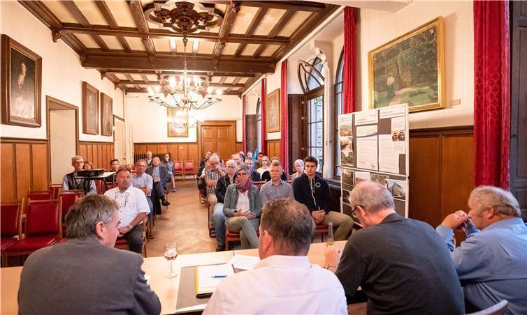 Neben dem Wechsel beim Fraktionsvorsitz stand bei der Mitgliederversammlung der Freien Wähler die künftige aktive Beteiligung der Mitglieder im Fokus.Foto: privat