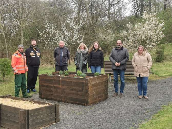 Neben den Mitarbeitern der Ortsgemeinde haben sich auch ehrenamtliche HelferInnen der Arbeitsgruppe angeschlossen und waren an der Ideenfindung beteiligt. Quelle: Ortsgemeinde Kettig