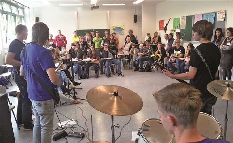 Neben vielen Informationsangeboten war auch für die Unterhaltung und das leibliche Wohl gesorgt.privat