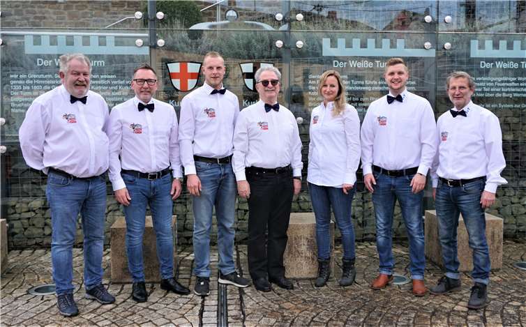 Neu gewählt wurden (v.l.): Volker Meyer, Thomas Armbrustmacher, Marc Fuchs, Andre Folleher, Michelle Rüd, Erwin Becker und Tim Becker. Foto: Jecke vom Thur