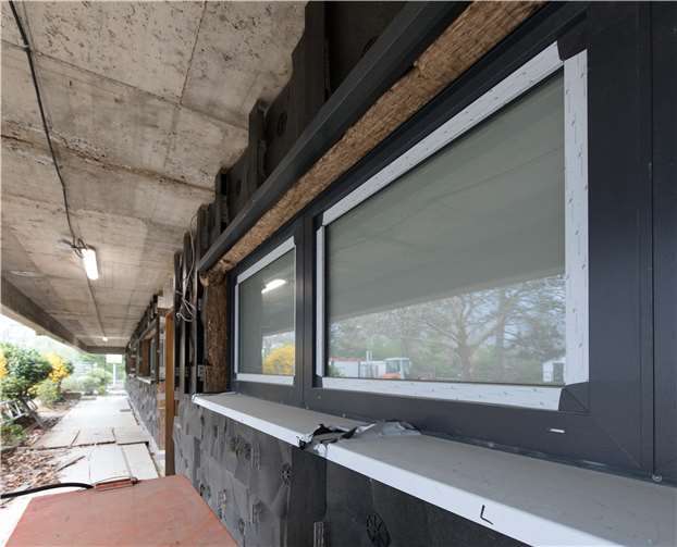 Neue Fenster und bessere Dämmung sollen künftig für eine günstigere Energiebilanz sorgen.