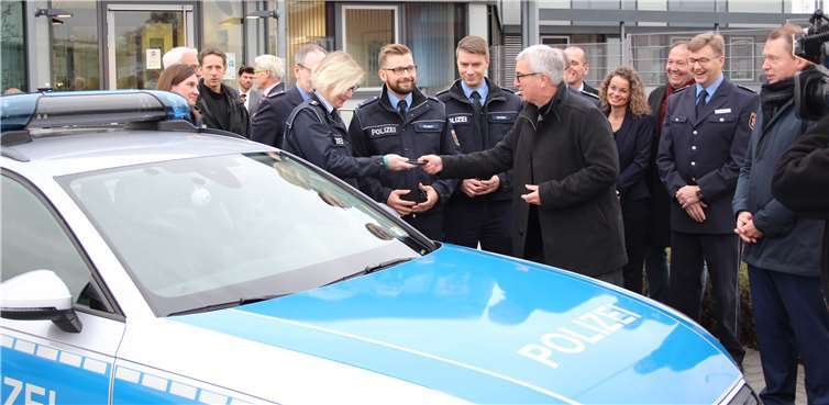 Neue Smartphones bei der rheinland-pfälzischen Polizei sollen zukünftig die Polizeiarbeit erleichtern. MDI RP