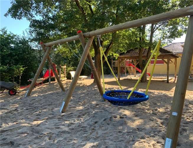Neue Spielgeräte auf dem Außengelände der Kita Waldesch. Foto: privat