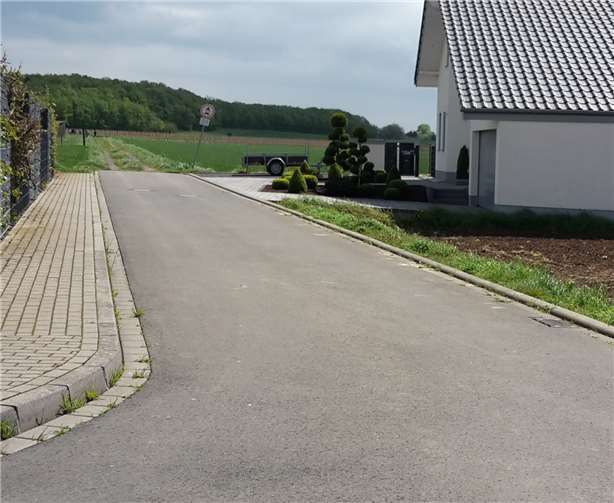 Neue Straße für die Bewohner im Neubaugebiet im Swisttal?Privat