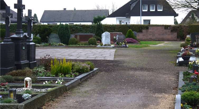 Neue Urnenwand auf dem Friedhof in Buschhoven. privat