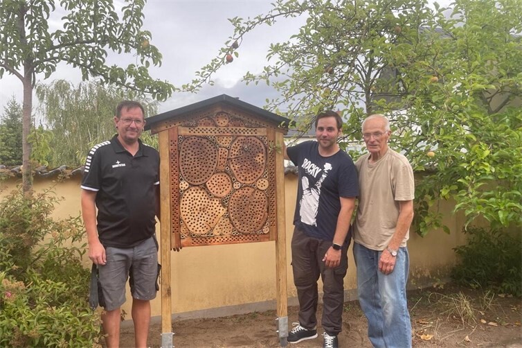 Neues Insektenhotel für die Kita St. Kastor