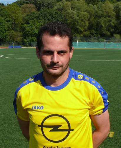 Neutrainer Fabio Cardoso war sichtlich stolz auf sein Team. Foto: Rolf Schmitt