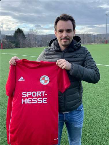 Neuzugang Fabrizio Chiappin freut sich auf seine neue Herausforderung. Quelle: FV Rot Weiss Erpel