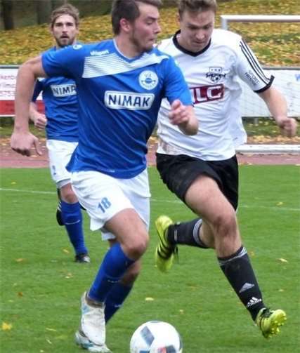 Nicht entscheidend bremsen konnte die SG Ahrbach (in weiß) ihre Wissener Gegenspieler. TH