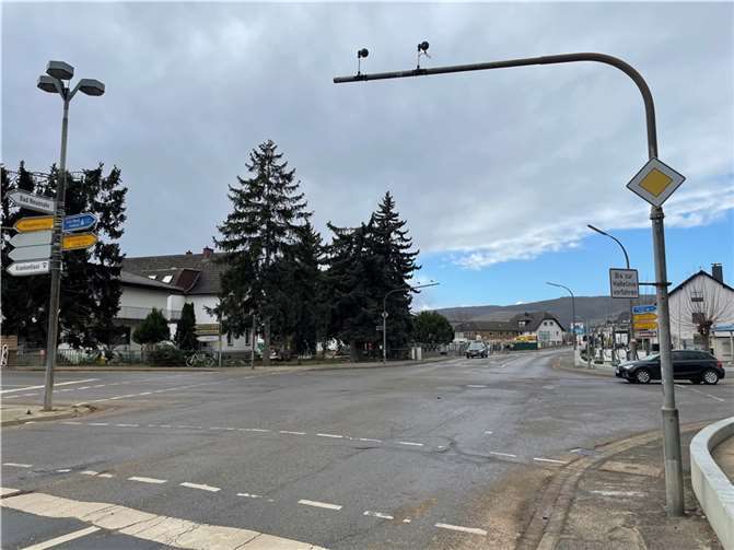 Nicht jeder Verkehrsteilnehmer kam mit der Regelung per Schild zurecht. Foto:ROB