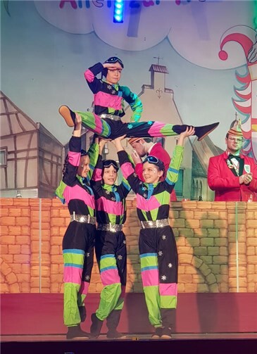 Nicht nur Garde-Vorführungen, sondern auch tolle Showtänze wurden von den Nachwuchsgruppen der MKG gezeigt.