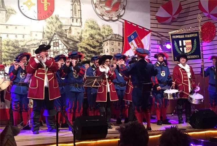 Nicht nur bei den Bühnenauftritten ging das Publikum immer kräftig mit.  Privat