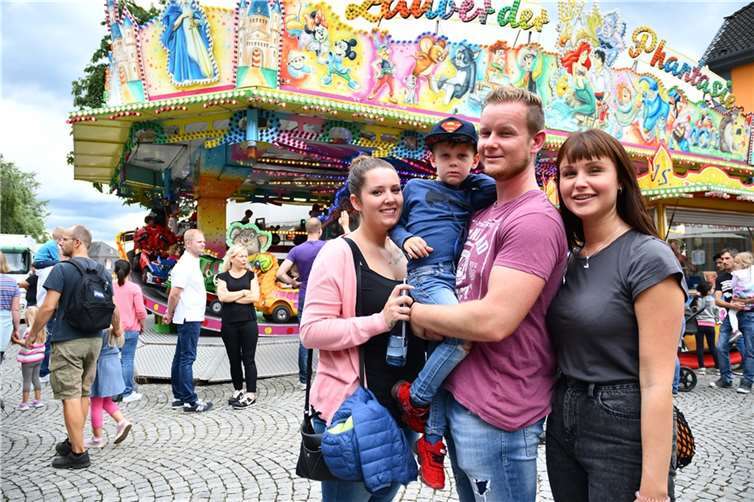 Nicht nur bei den Sinzigern ist die Kirmes beliebt: Das Volksfest zieht Gäste aus dem ganzen Landkreis und darüber hinaus an.