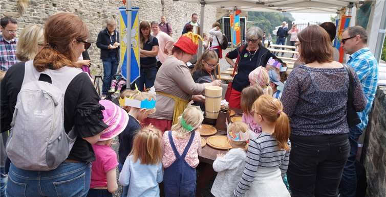 Nicht nur die Kids waren ganz begeistertvon den zahlreichen kreativen Mitmach-Aktionen.