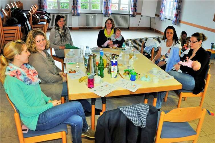 Nicht nur im „Elterncafé“ von Ochtendung, sondern auch in den anderen „Elterncafés“, können sich Eltern immer wieder über eine kindgerechte, gesunde Ernährung und weitere Fragen rund ums Kind informieren.Andrea Feld