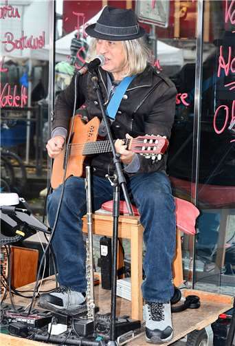 Nicht nur kulinarisch auch musikalisch wurde dem Besucher einiges geboten.