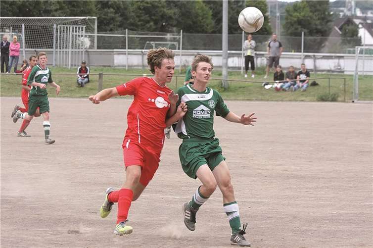 Nicht so gut wie in den vergangenen Spielen kam die Offensivabteilung - hier Jan Rottländer - gegen den FC Plaidt II zur Geltung.privat