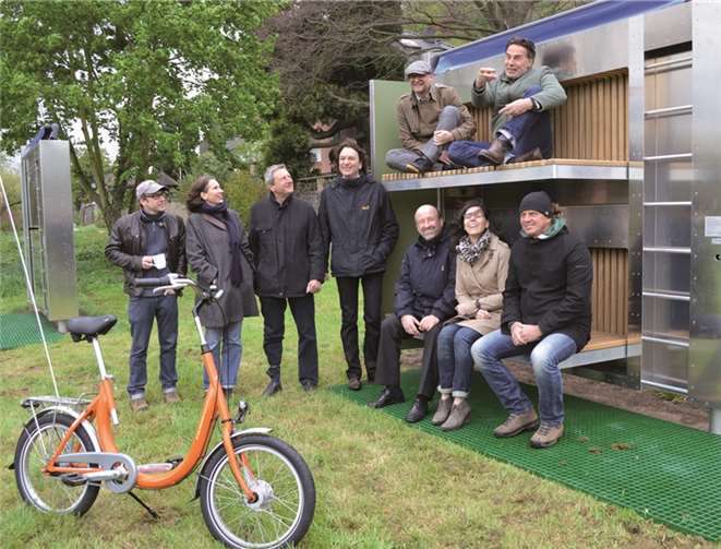 Nicht sofort zu erkennen: „Rheinschlafen“ lädt die Bevölkerung zum Campieren im Freien ein.AB