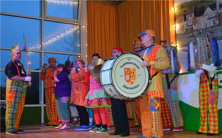 Nicht wegzudenken bei der Prunksitzung, ist auch der Auftritt desTambourcorps, unter der Stabführung von Klaus Wiest.