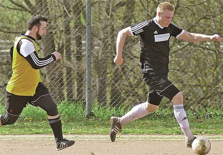 Nicht zu bremsen! Steffen Pistono erhöhte sein Trefferkonto auf 34 Saisontore.Michael Wald
