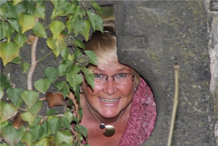 Nicht zu sehen aber oft am Ball, Souffleuse Ulrike Rachul.Tom.K