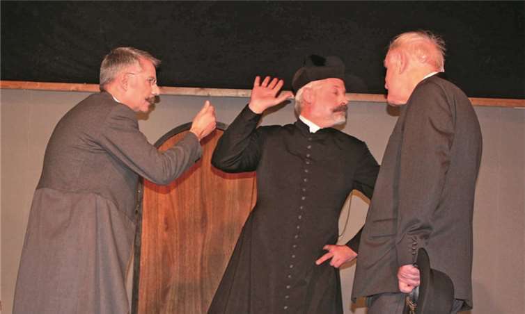 Nichts mehr hören wollte Pfarrer Stolten von den Argumenten des protestantisch-preußischen Bürgermeisters