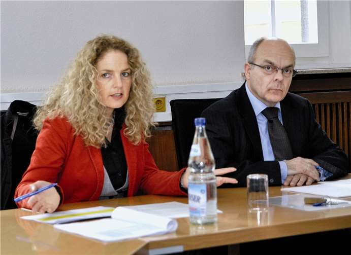 Nicole Volmer und Jürgen Czielinski nahmen zu aktuellen Entwicklungen Stellung.UKO