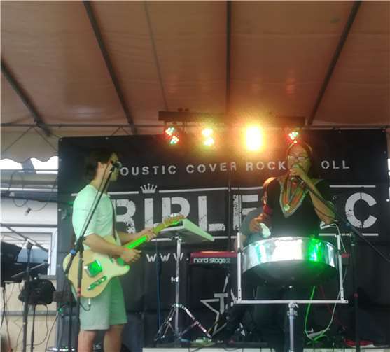 Niegl & Tippaman sorgten mit ihrem Reggae Sound für gute Laune.