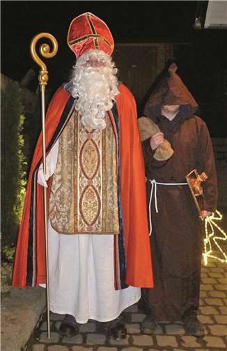 Nikolaus und Knecht Ruprecht waren in Burgen.privat