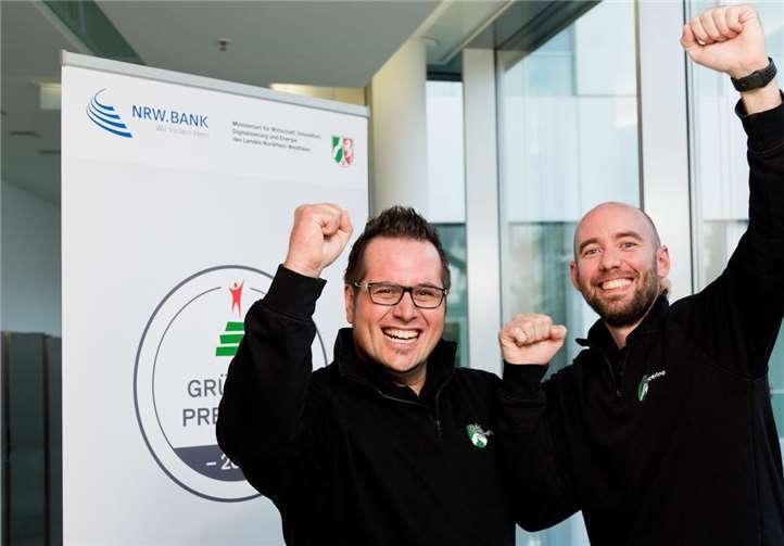 Nils Kühle aus Meckenheim (links) und Christian Sühwold aus Olpe (rechts) vom fsk engineering GmbH.Gründerpreis NRW