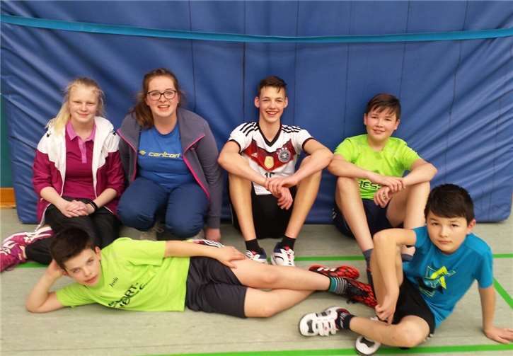 Nina Kamphowe, Bianca Bauch, Mick Huhn, Nico Freund, Justin Wirtz und René Freund (v.l.).privat