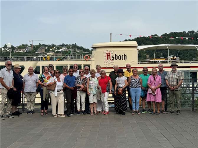 Noch einmal eine Schiffstour auf dem Rhein zu machen war der Wunsch der 70-jährigen, die 1960 in Brohl eingeschult wurden. Foto: privat
