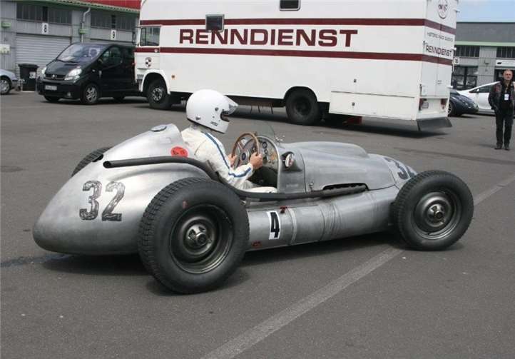 Noch heute sind die wunderschönen VERITAS-Rennwagen, gebaut in Nürburg, im Einsatz.