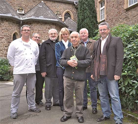 Noch im März dieses Jahres schaute der Vorstand der „Vereinigung der Freunde vom Oblaten-Kloster Maria Engelport“ noch zuversichtlich in die Zukunft, bis jetzt endgültig das Oblatenkloster im Flaumbachtal seine Pforten schloss. privat