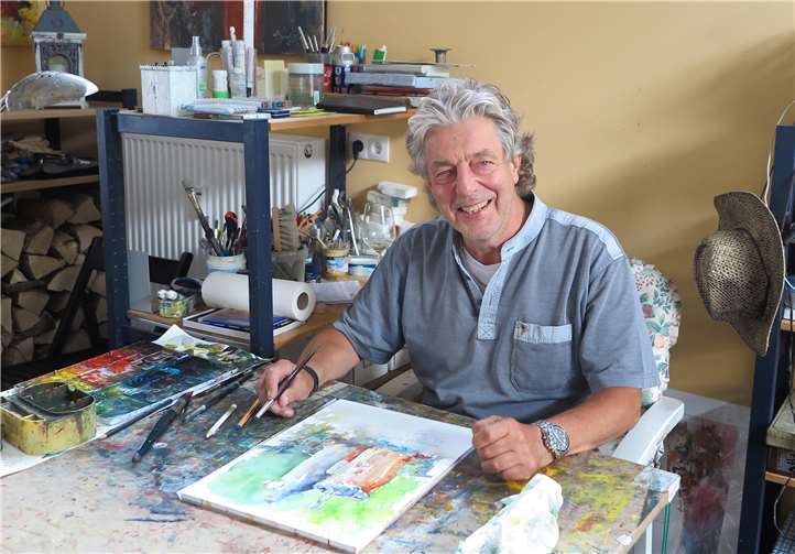Norbert Bogusch an seinem Arbeitsplatz in seinem Atelier in Niederbachem. Gemeinde Wachtberg/mm