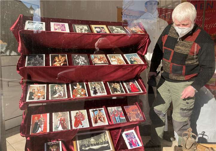 Norbert Geilen hat die Prinzengalerie eingerichtet. Foto: Heinz Lempertz